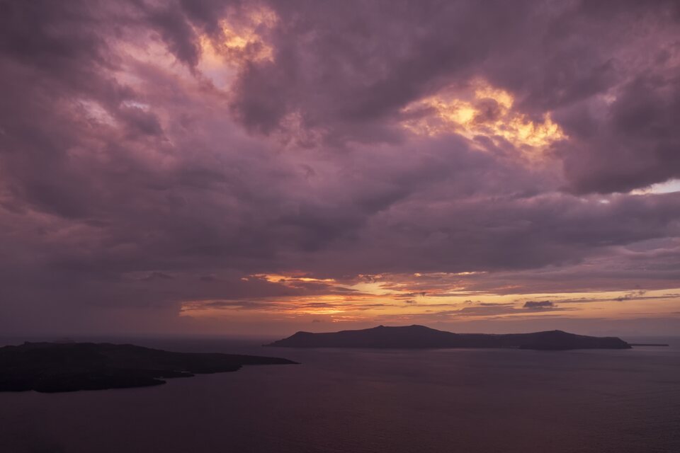 Le ciel flamboyant de Santorin